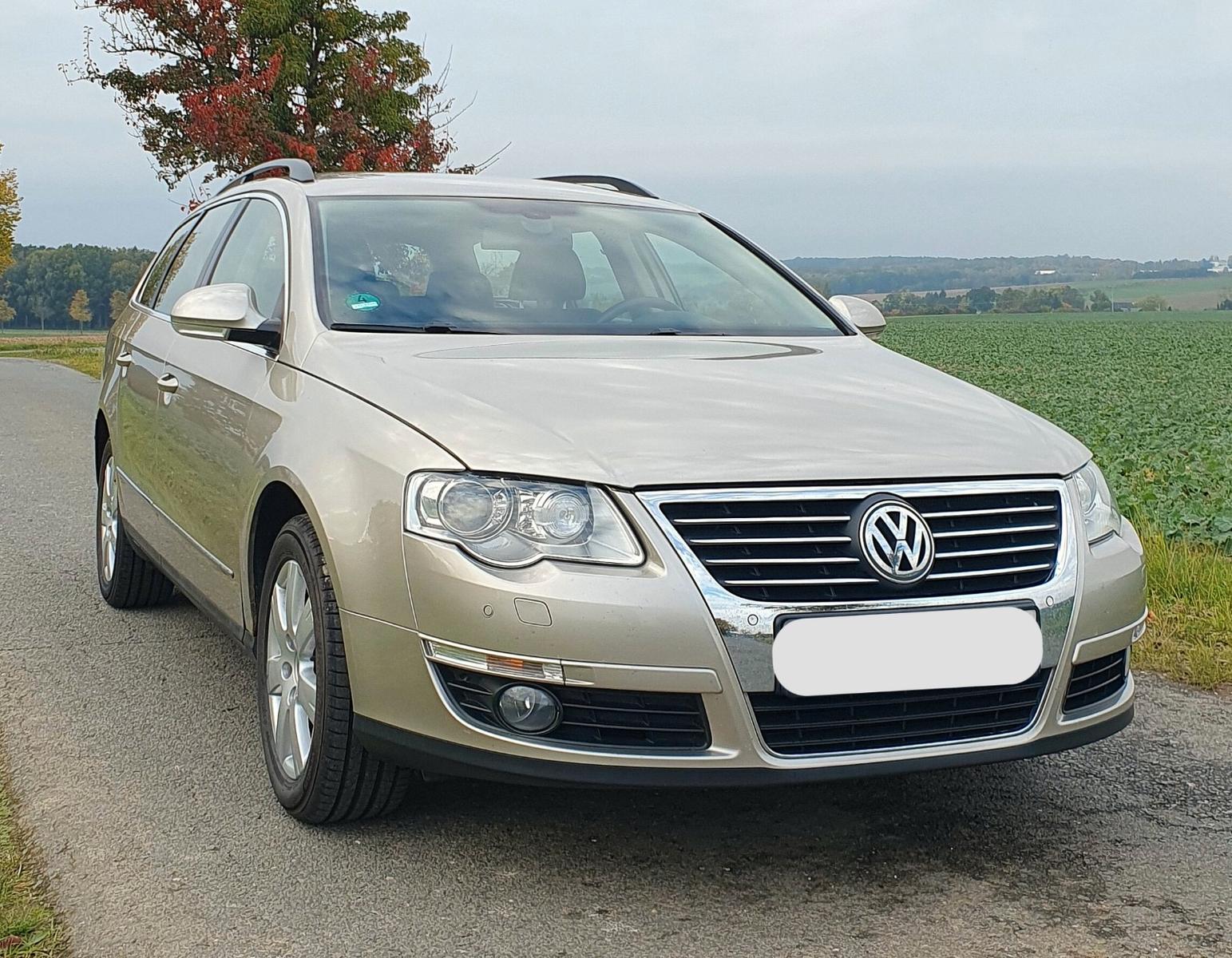 Volkswagen Passat 2006 — rear view