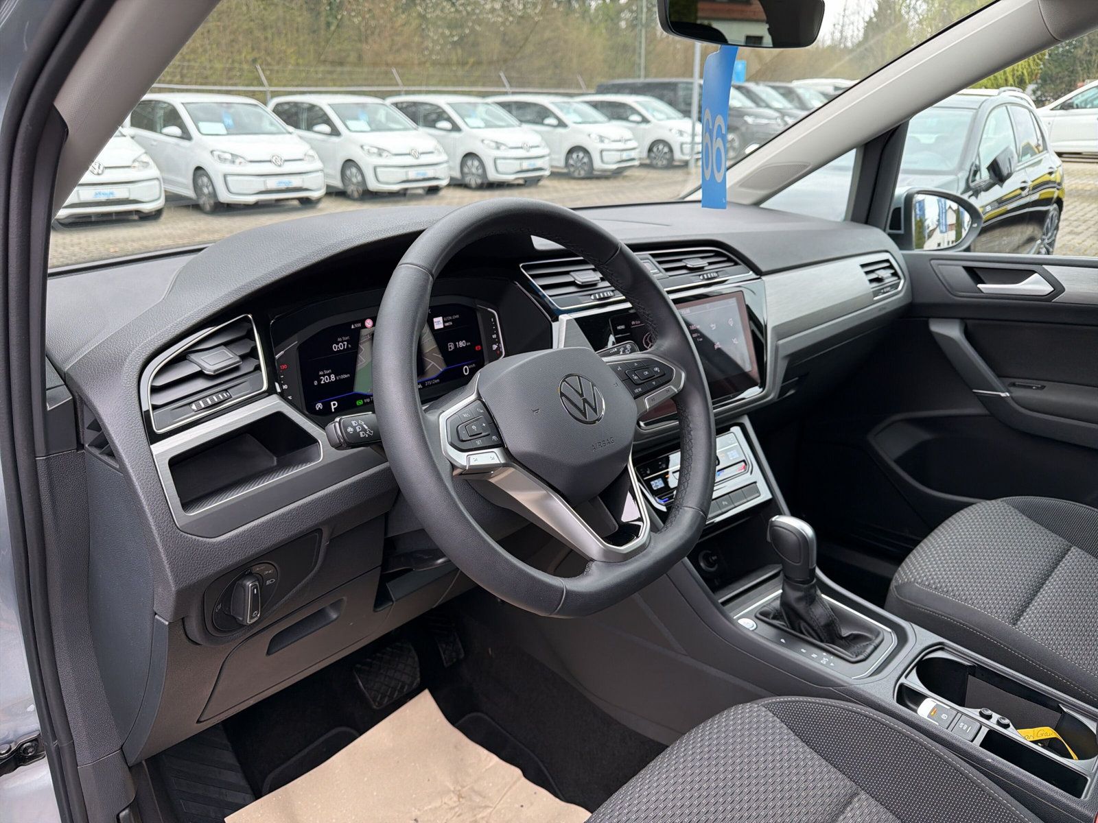 Touran CL TDi DSG 7M Navi IQ Drive Kamera Comfor