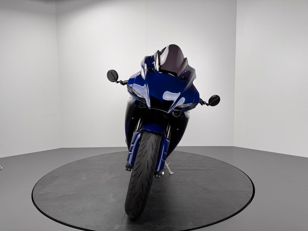 Fahrzeugabbildung Yamaha YZF-R1 *1.HAND *SERVICE NEU