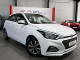 Hyundai i20 1.2 ACTIVE WHITE / 4-TÜR, TEMPOMAT, SHZ, PDC - gebrauchte Hyundai i20 aus dem Jahr 2019