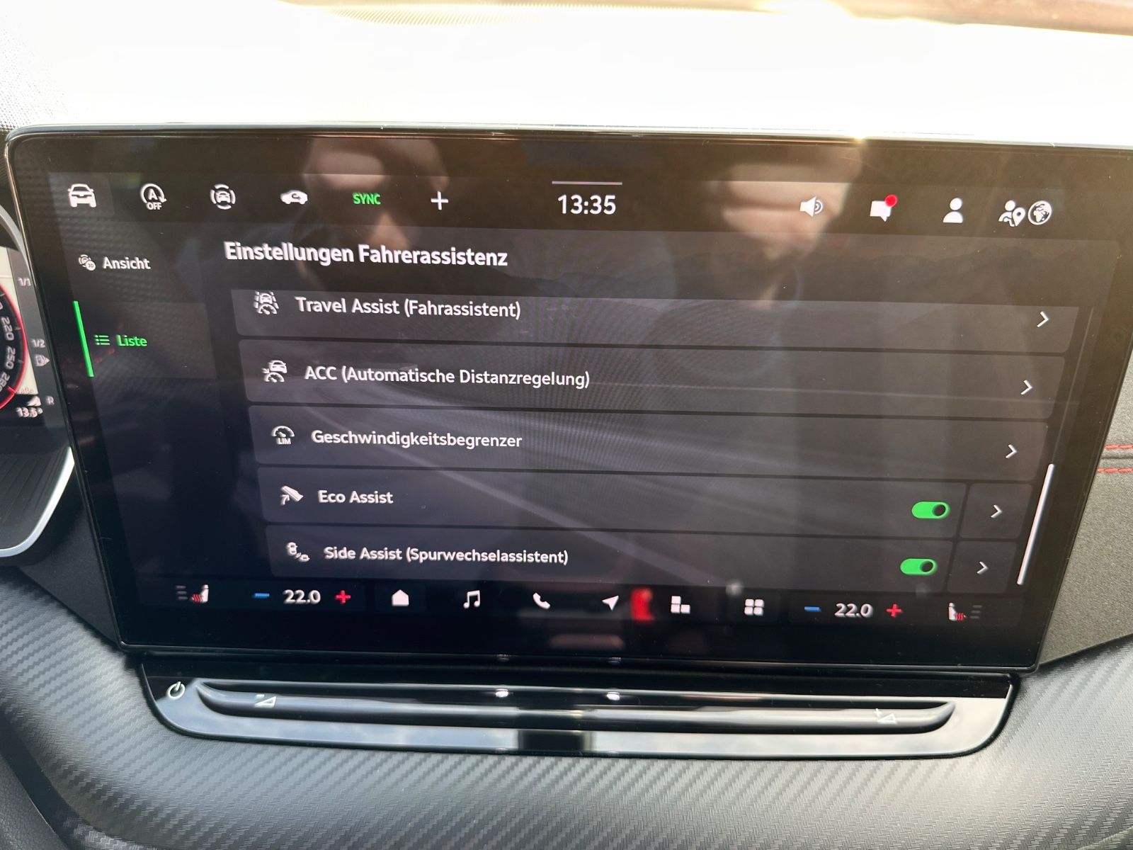 Fahrzeugabbildung SKODA Octavia Combi RS 2.0 TSI Matrix/Pano/Navi/ACC