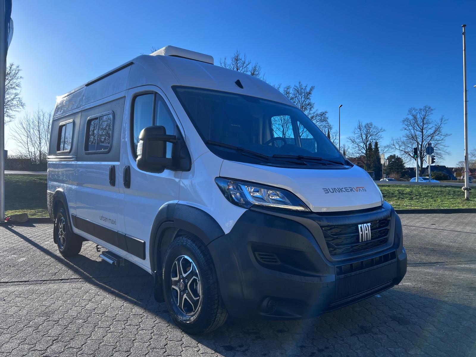 Fiat Bunkervan Urban Maxi Custom 4x2 Rundsitzgruppe