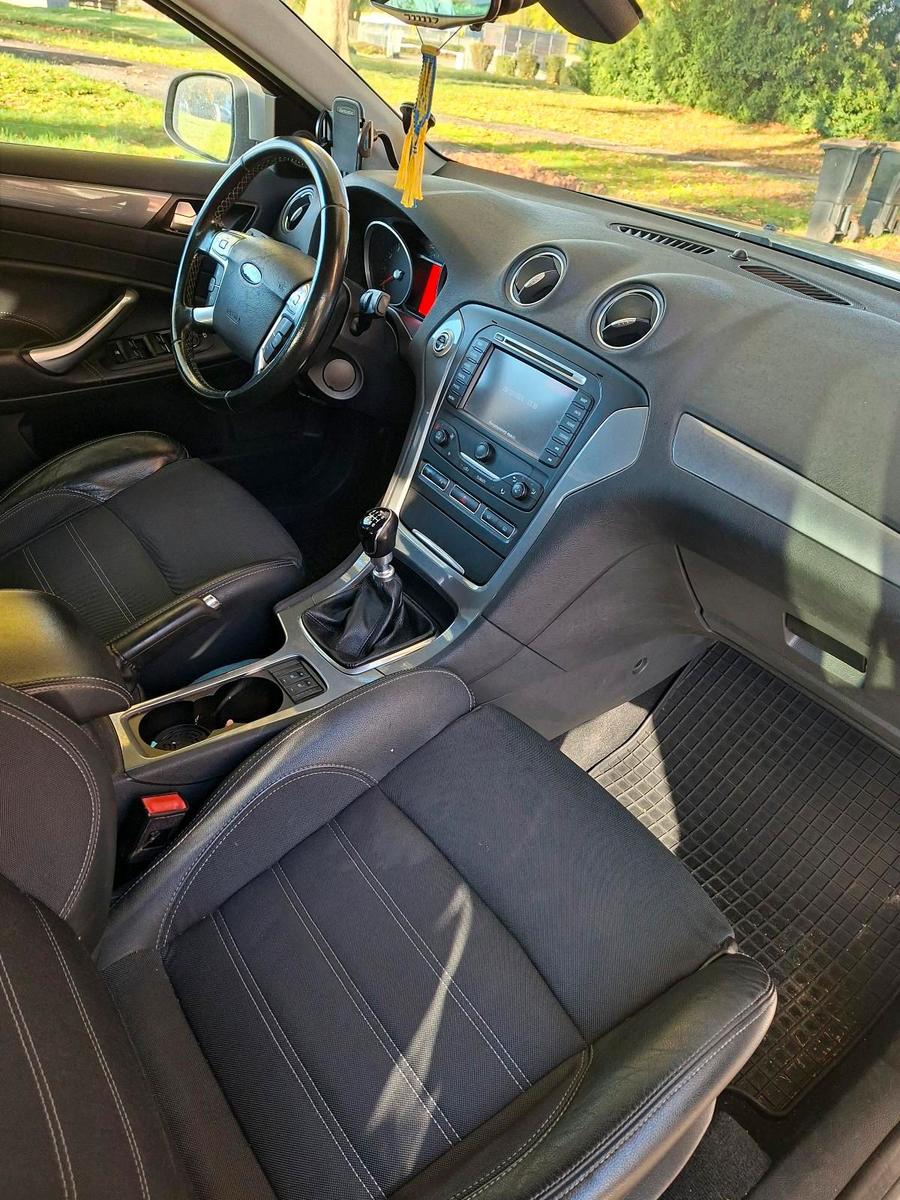 Ford Mondeo 2012 — photo 5