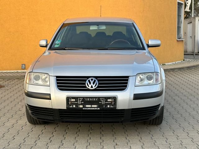 Datei:2001 Volkswagen Passat (3BG) 1.8 T station wagon