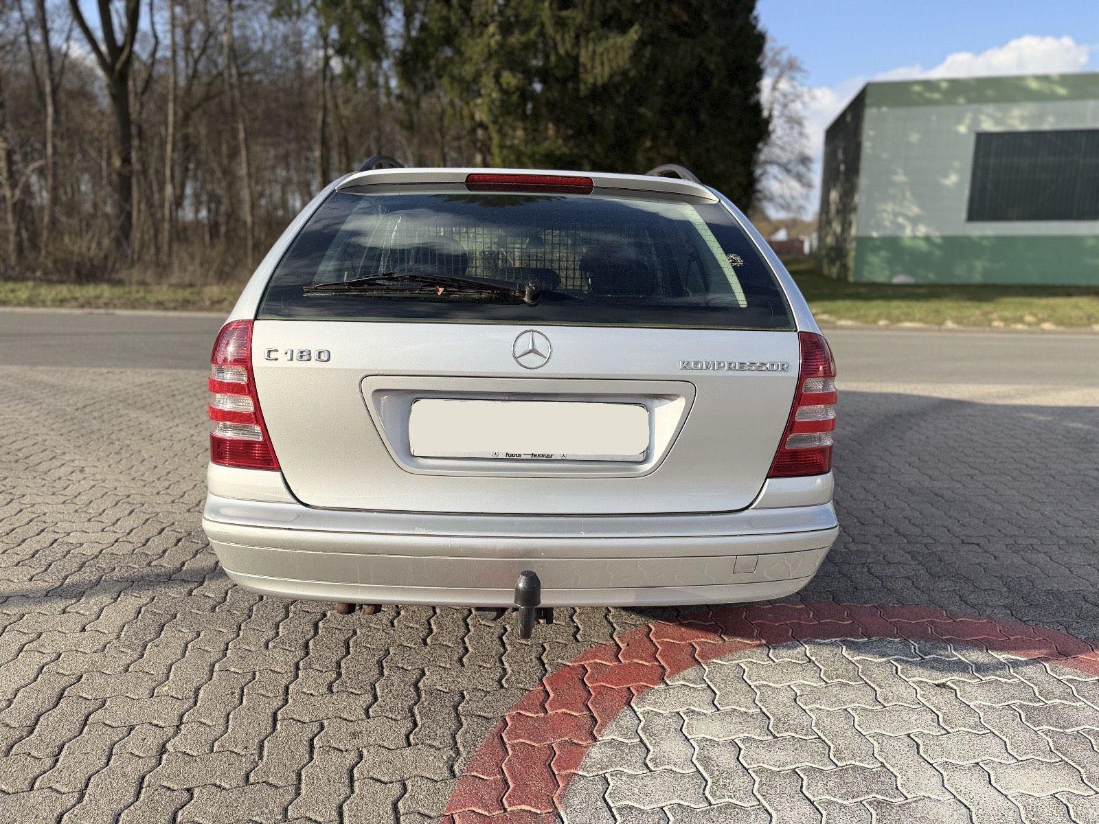 Mercedes-Benz C180 2005 — photo 5