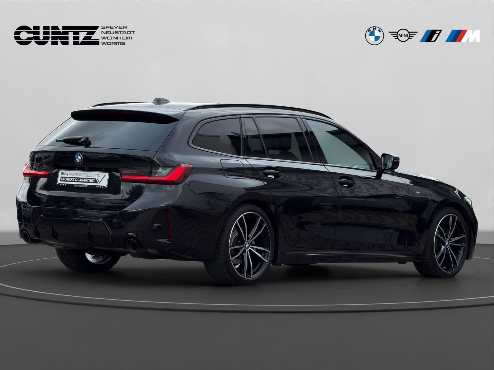 BMW 320d Touring M Sport Panoramadach HiFi Driving A foto 5