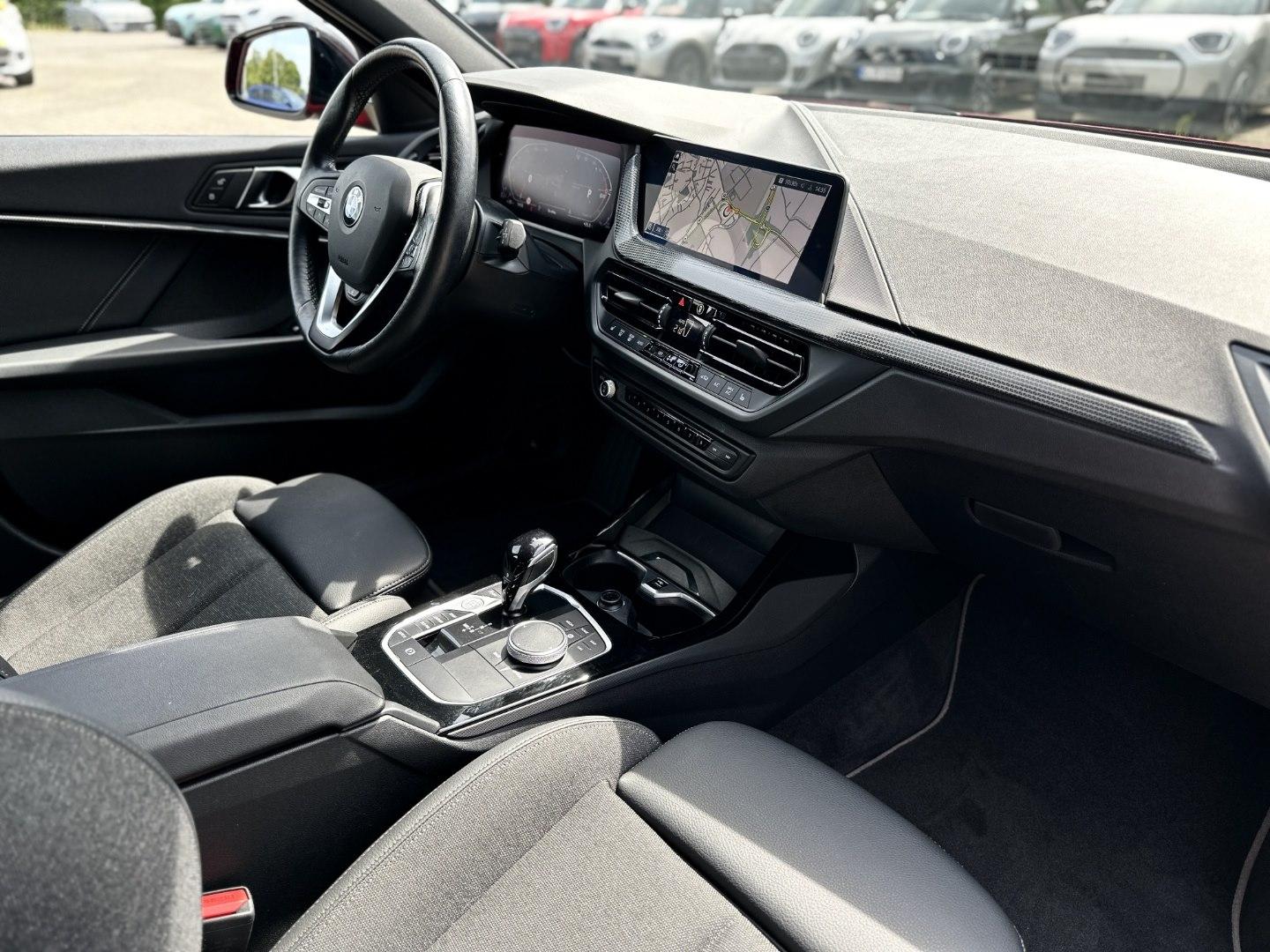 BMW 118 d Hatch Sport Line DAB LED WLAN RFK Tempomat, миниатюра 18