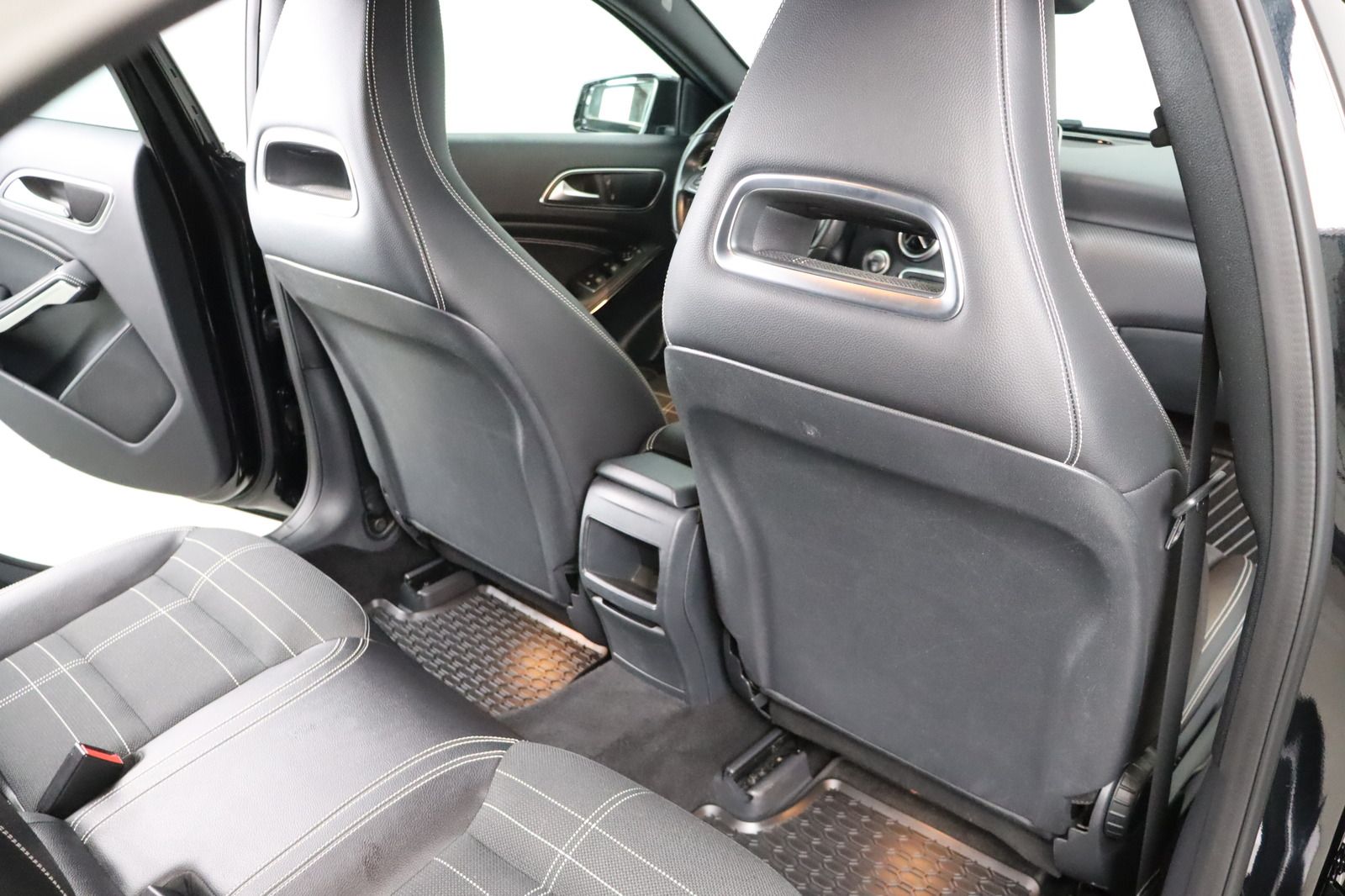 Fahrzeugabbildung Mercedes-Benz A 200 d * LED * Navi * SHZ *