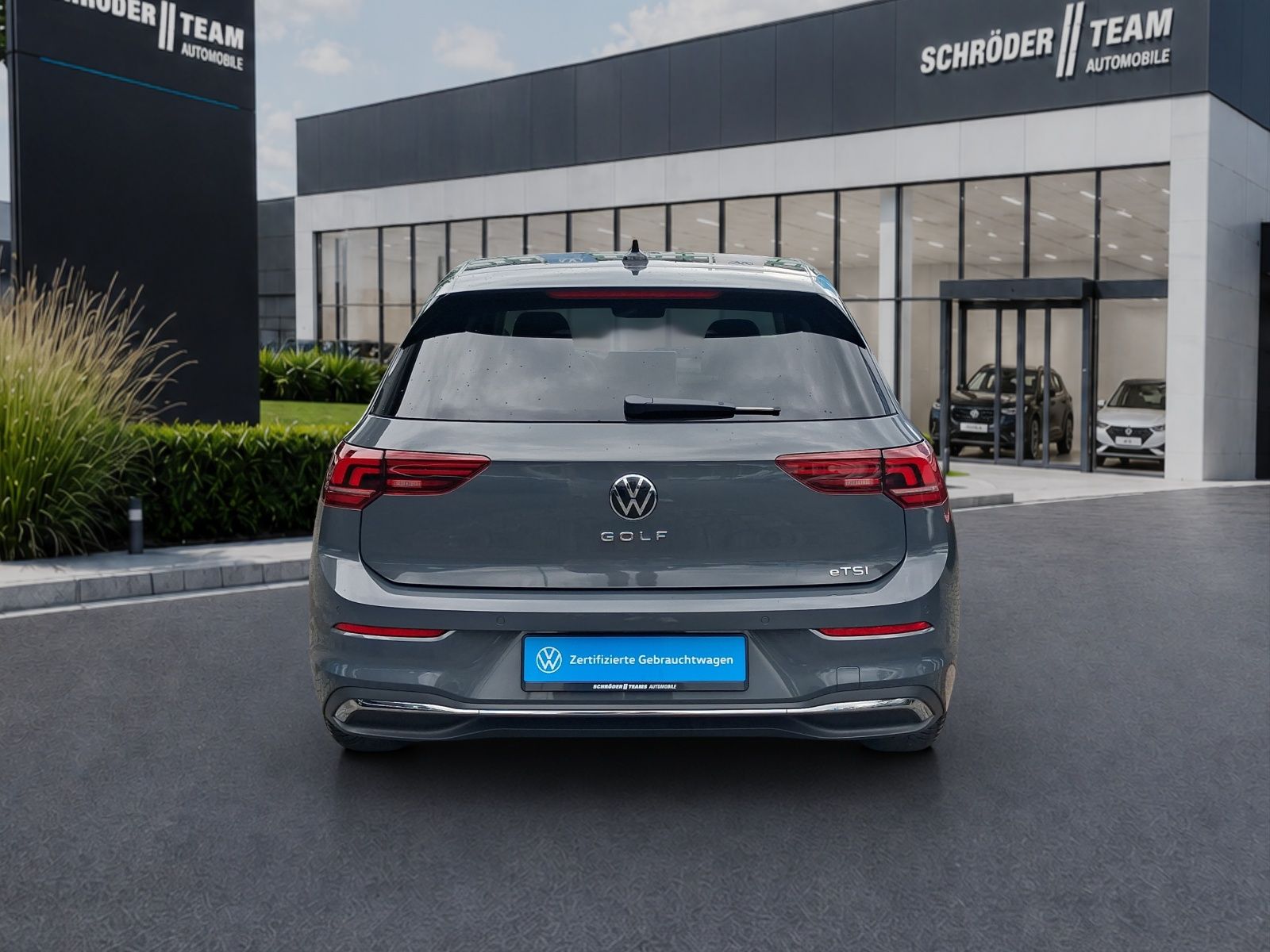 Volkswagen Golf VIII 1.5 l eTSI DSG Life Goal ACC LED Navi foto 4