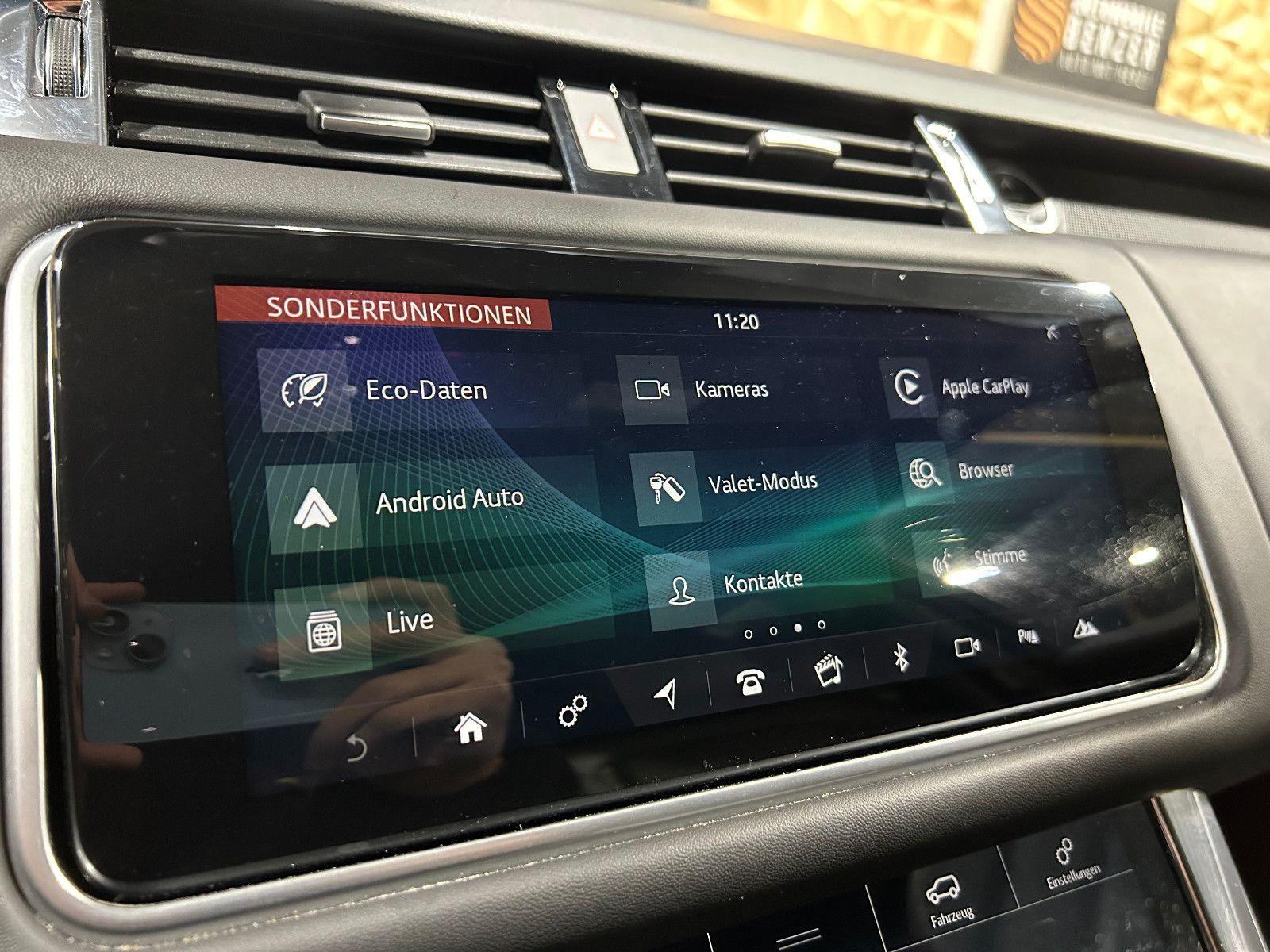 Fahrzeugabbildung Land Rover Range Rover Sport HSE D350/MEMORY/APPLE/KAMERA