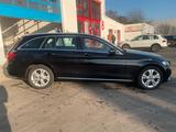 Mercedes-Benz C 250d T Autom. 4Matic Pano SHZ 360 Kamera Klima - Mercedes-Benz C 250: D
