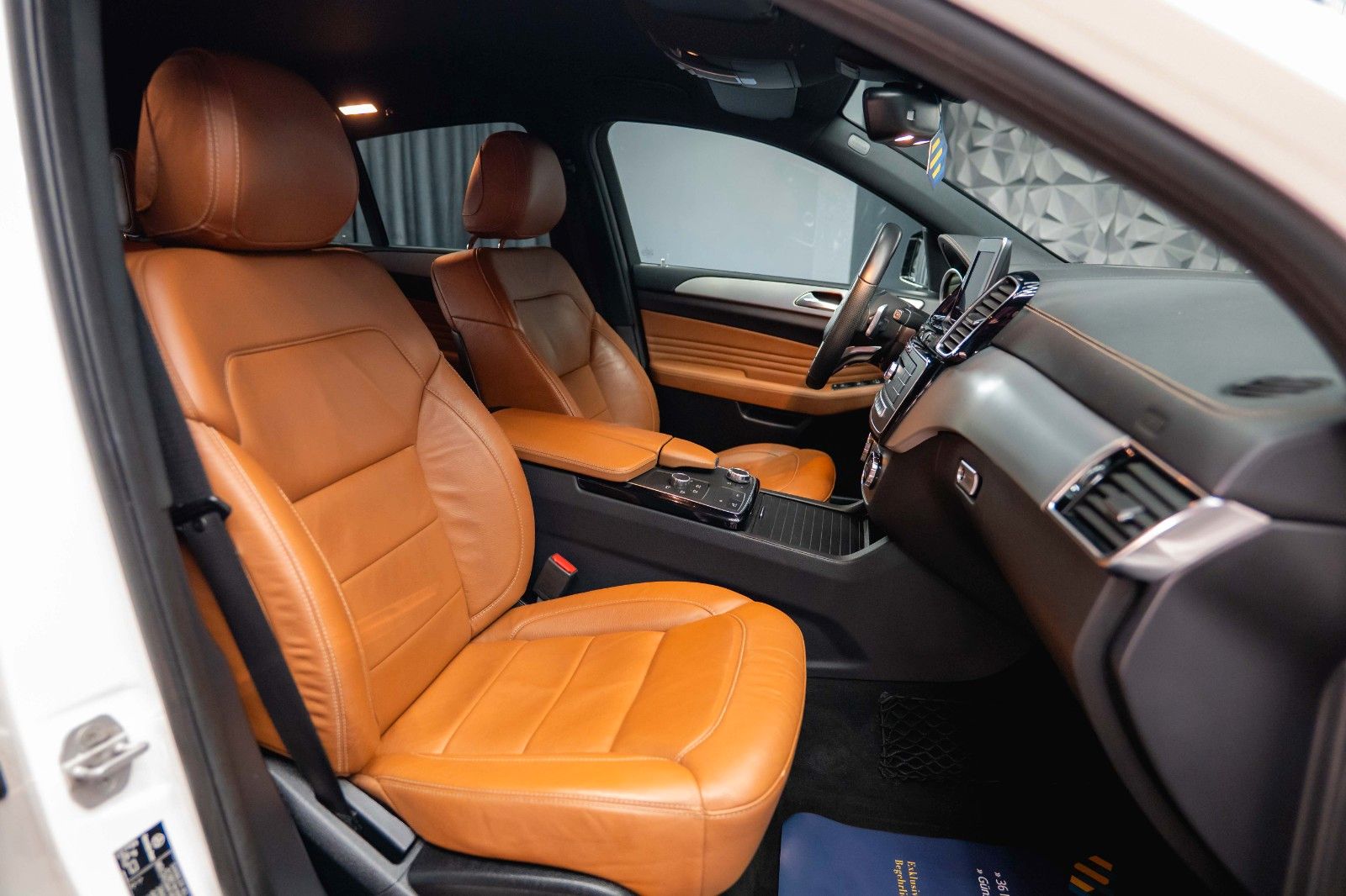 Fahrzeugabbildung Mercedes-Benz GLE 43 AMG Coupe Night-Paket *LED*Kamera*