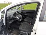 Toyota Verso-S 1,33-l-Dual-VVT - - weiße Toyota Verso-S