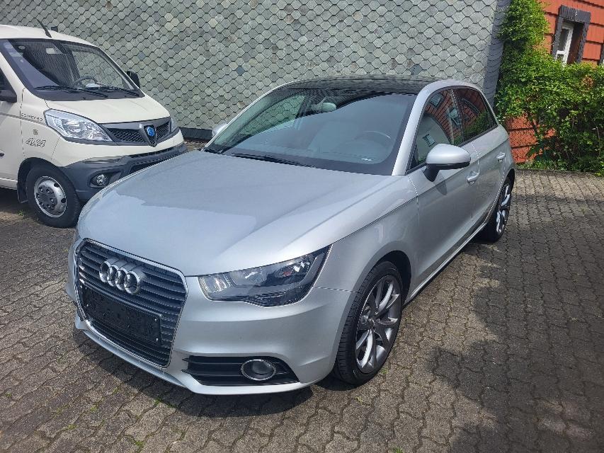 Audi A1 Sportback 1.2 TSI+DACHKONTRAST+ALU