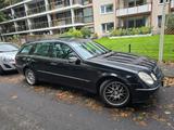 Mercedes-Benz Mercedes E500 LPG - Mercedes-Benz E 500 in Bonn