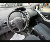 Toyota Yaris Travel*3Hand*PDC* Klima*E-Fen... - Toyota Yaris: Tr