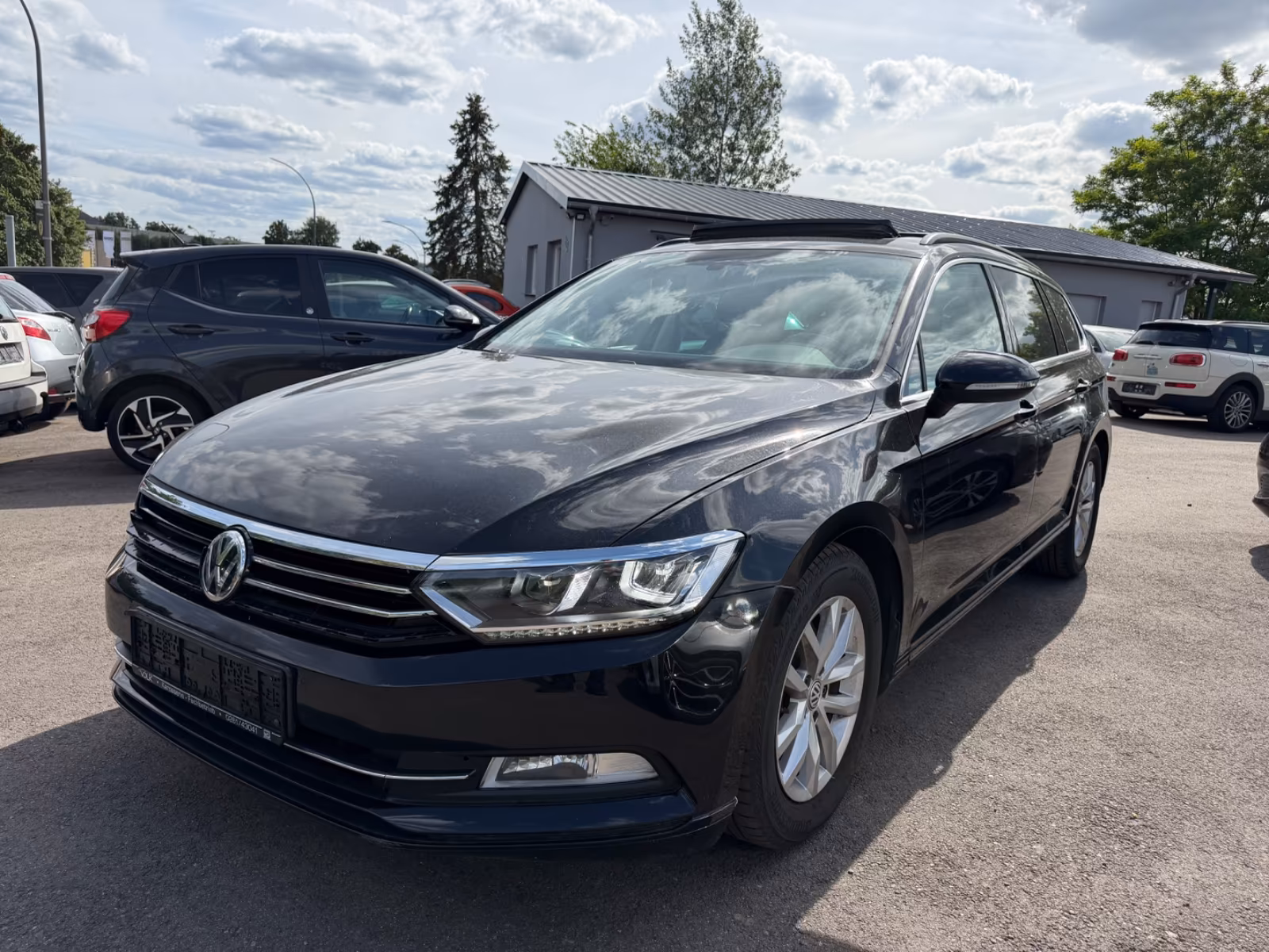 Volkswagen Passat Variant Comfortline / Pano / DSG / Kamera