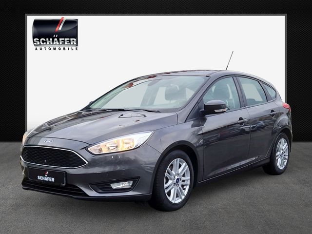 Ford Focus Lim. Business/AHK/Winterpaket/Navi