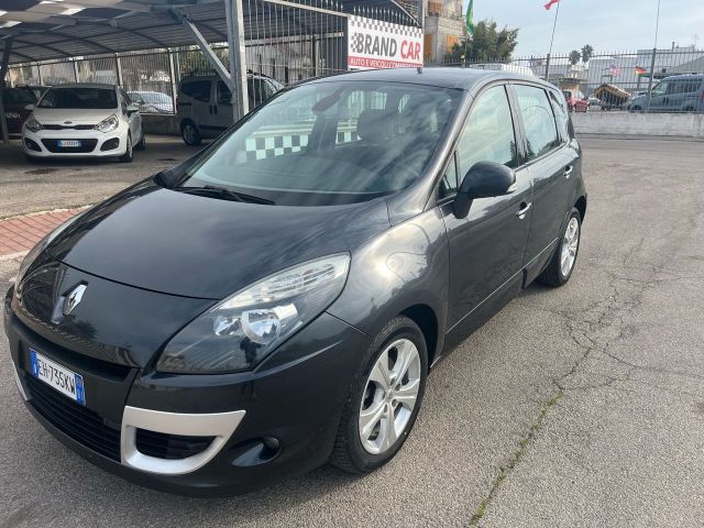 Renault Scénic X-Mod 1.6 dCi Luxe Unipro 2011