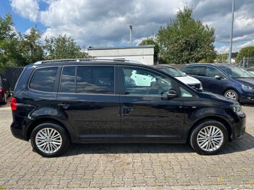 Volkswagen Touran - 2