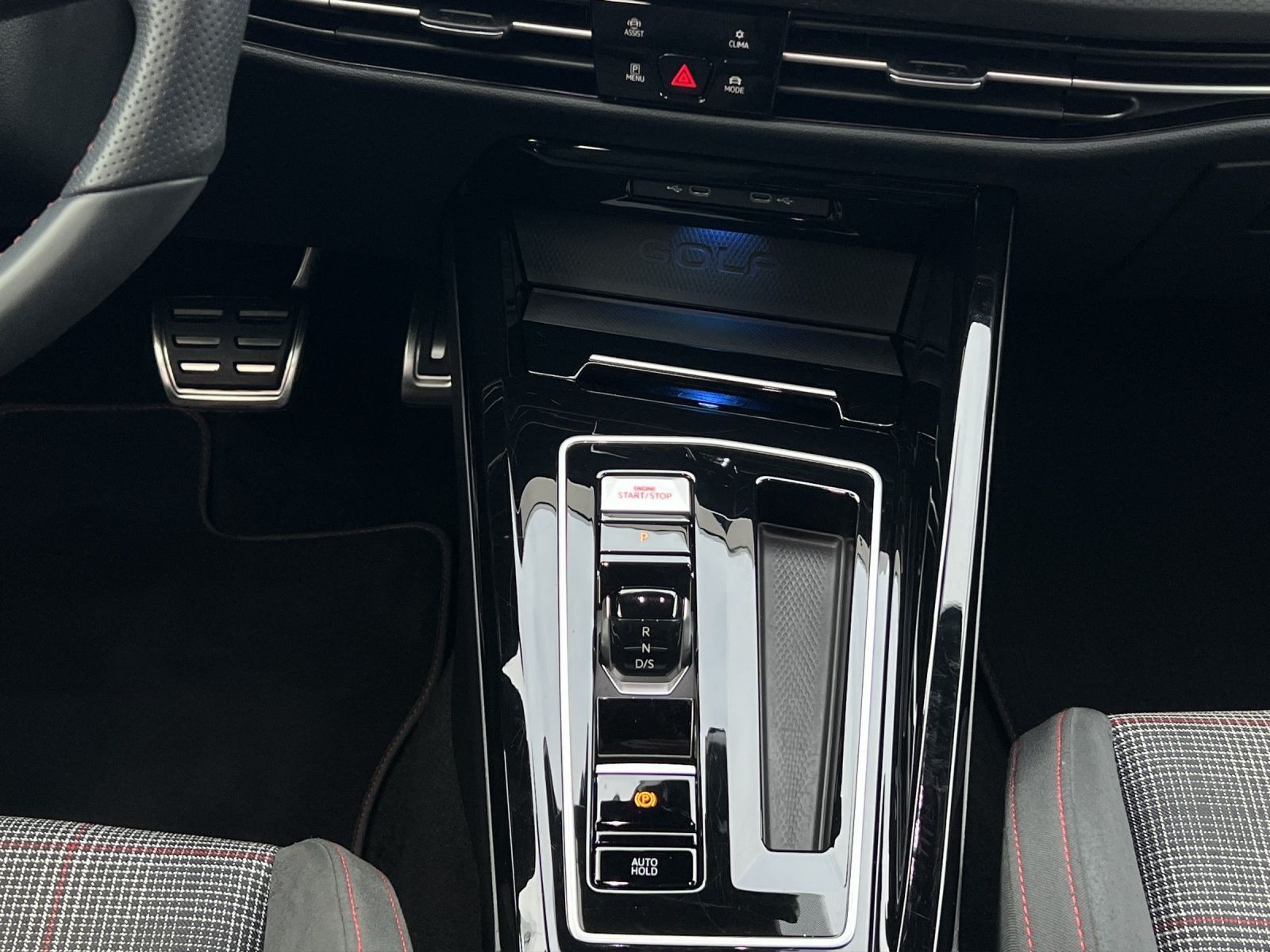 Golf VIII GTI 2.0 TSI DSG Navi*Kamera*ACC*Black