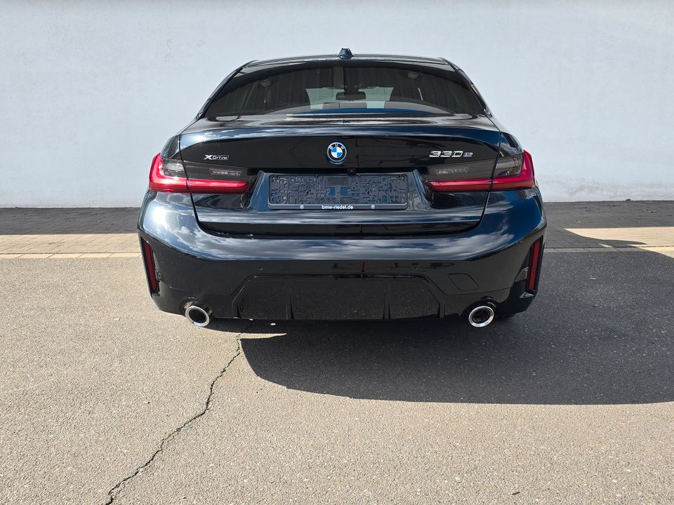 BMW 330 - Bild 8