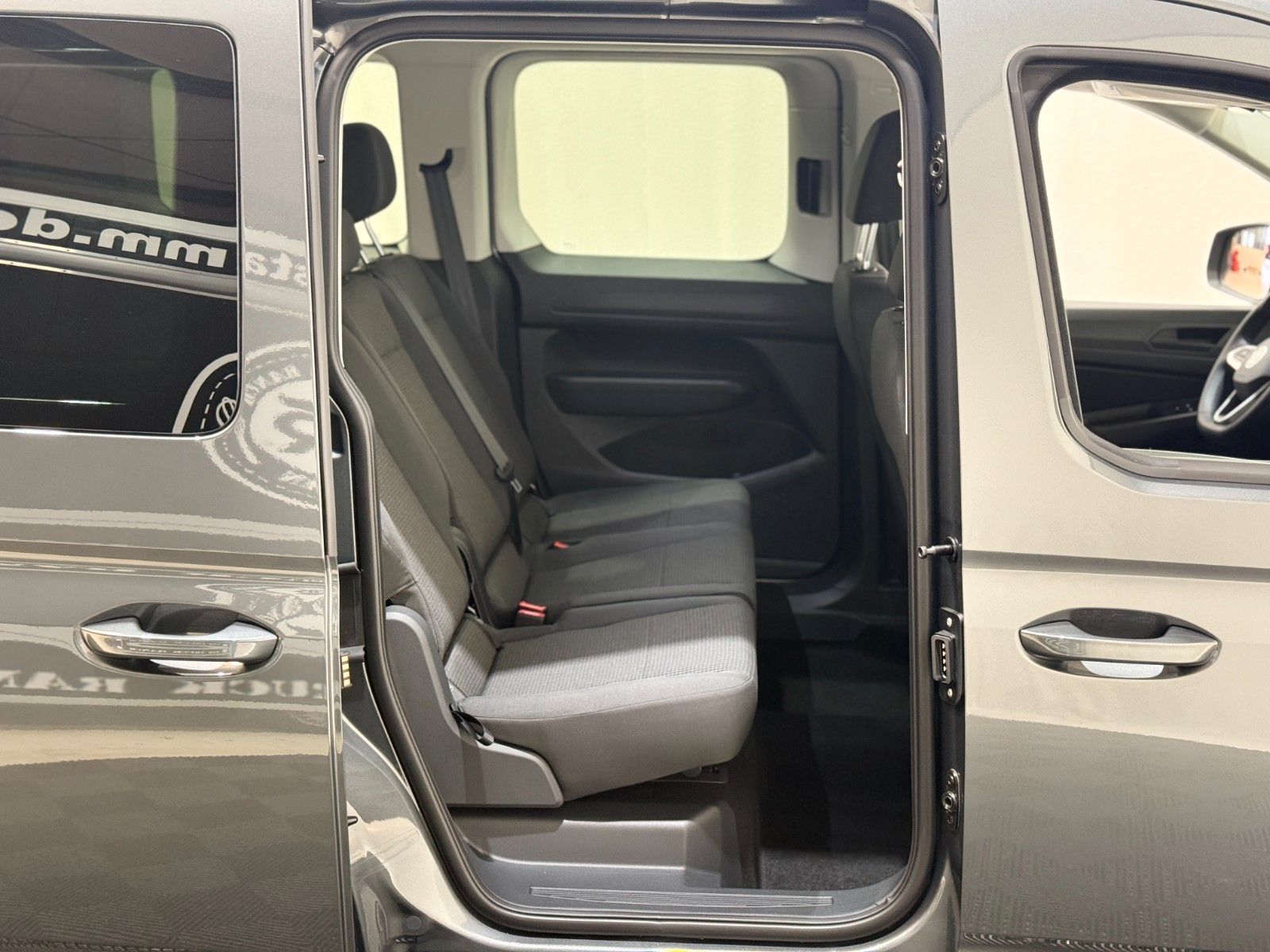 Fahrzeugabbildung Volkswagen Caddy DSG Family AppConnect/ Rückfahrkamera