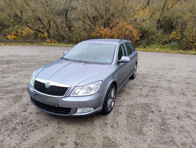 Skoda Octavia 1.4 TSI Elegance Combi Elegance