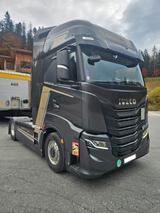 Iveco S Way 570  First Class Editon - new Engine! - Koffer