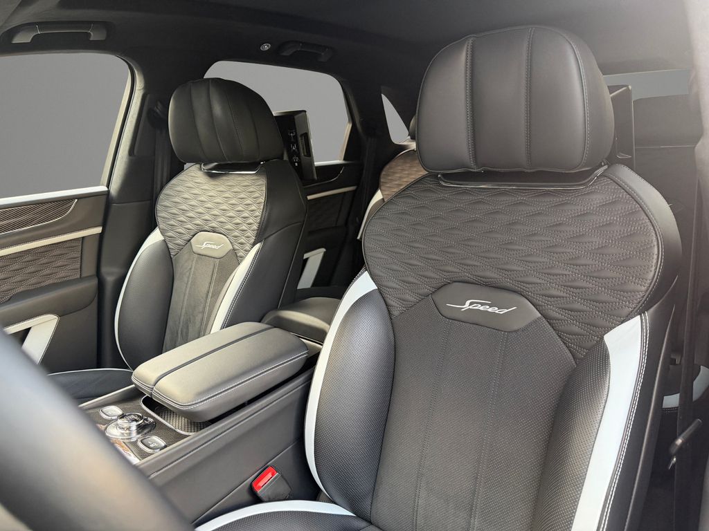 BENTLEY Bentayga 2026
