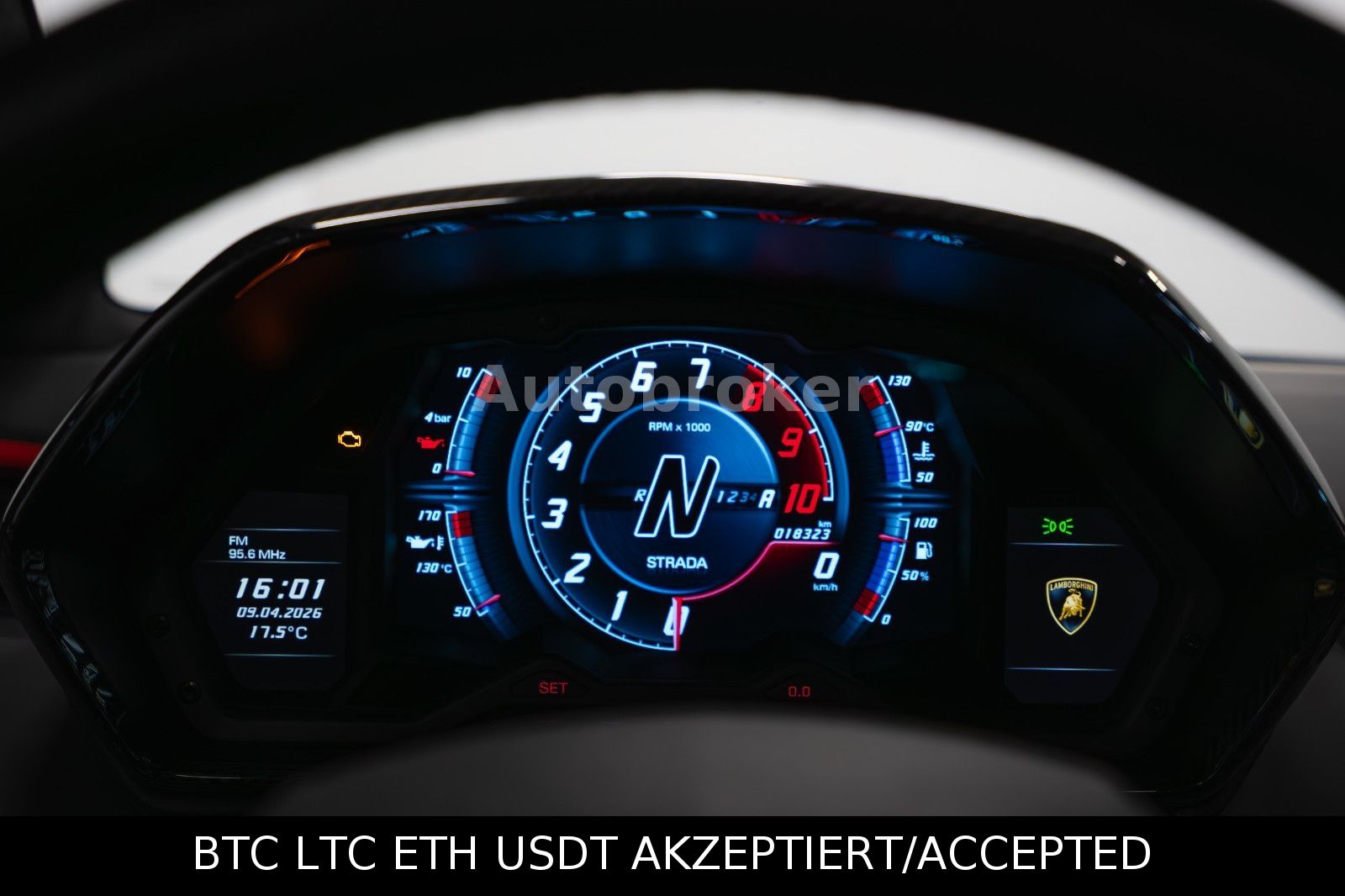 Lamborghini Aventador – pogled 28