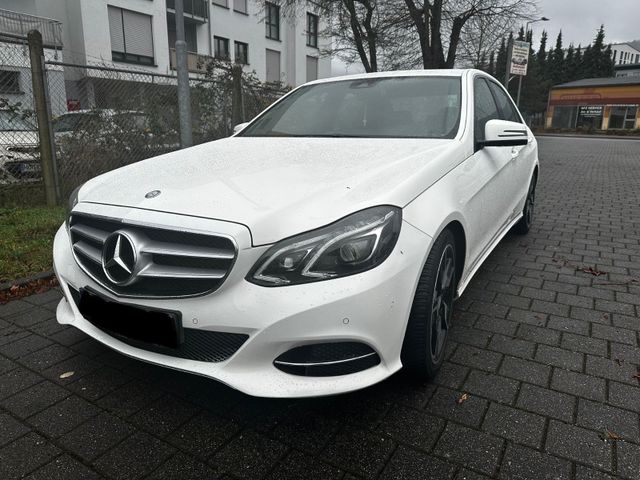 Mercedes-Benz E 220 E -Klasse Lim.CDI BlueEfficiency VOLL/TOP*