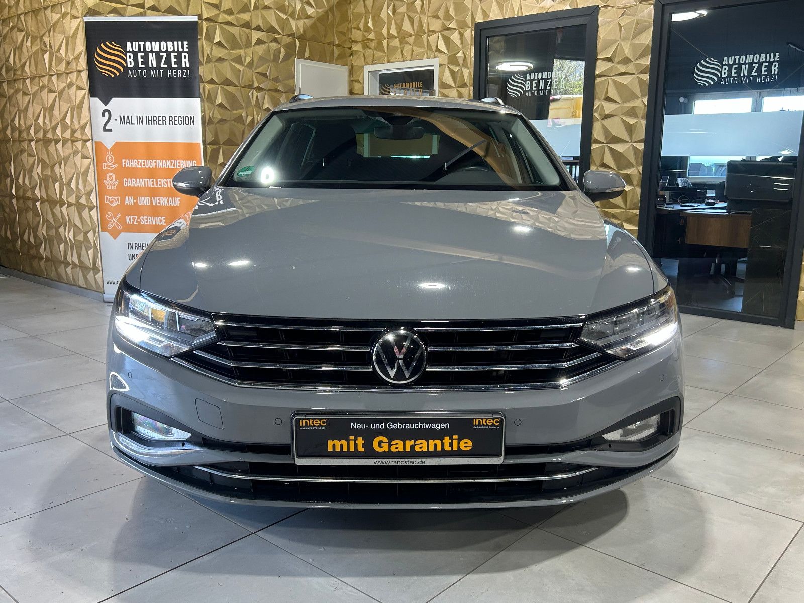 Fahrzeugabbildung Volkswagen Passat Variant Business/APPLE/8-FACH/ACC/KAMERA/