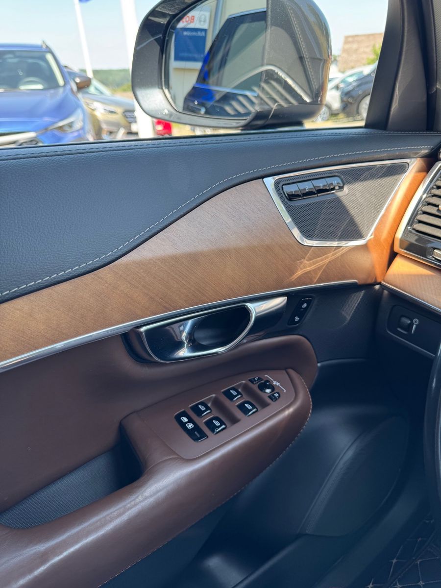 Volvo XC90 Inscription AWD foto 12