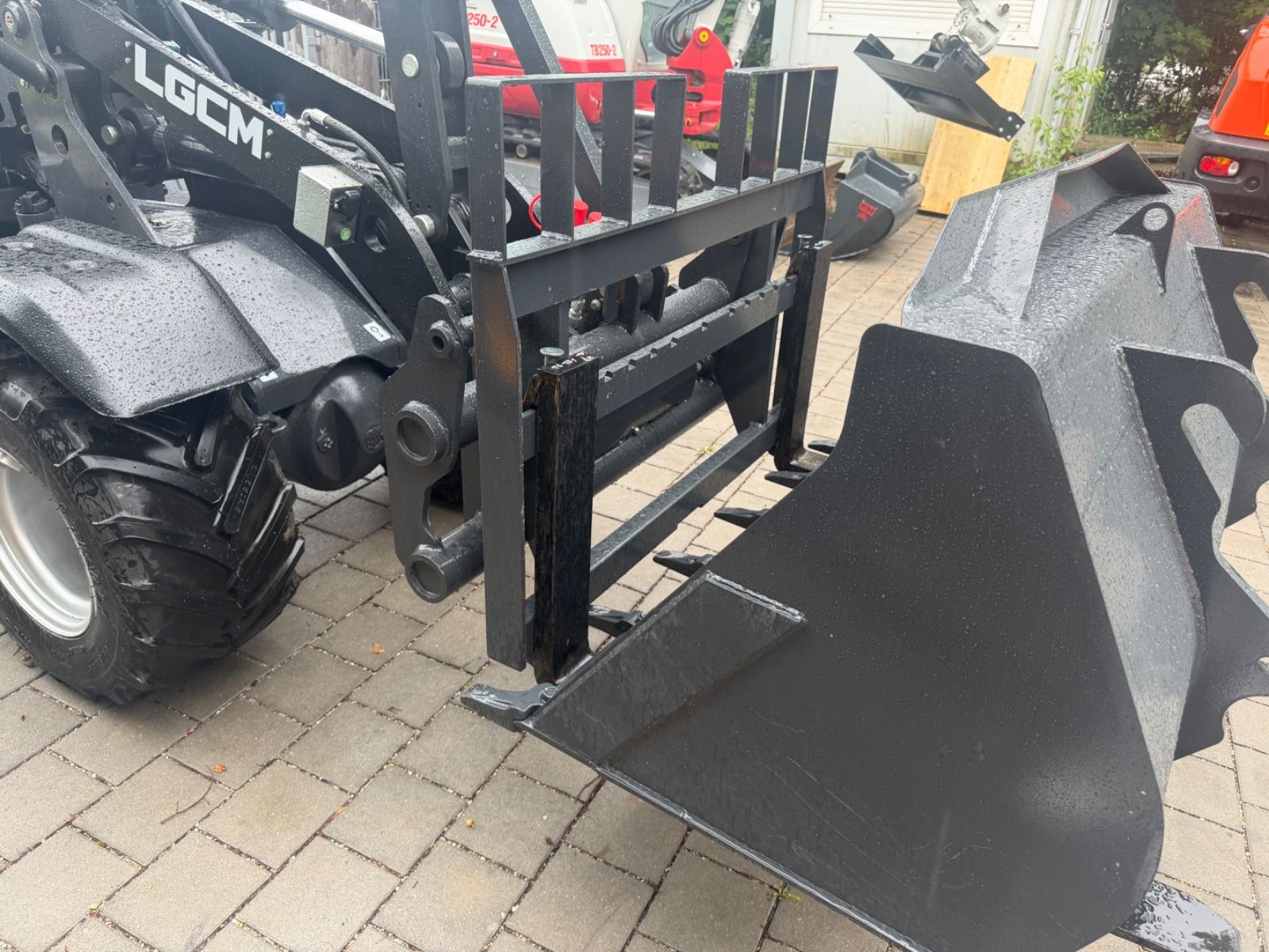 Fahrzeugabbildung Andere LGCM  LG 20-S Yanmar Motor 26PS