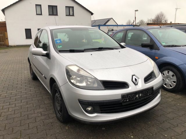 Renault Clio Dynamique 1.5 dCi FAP Eco2 63kW