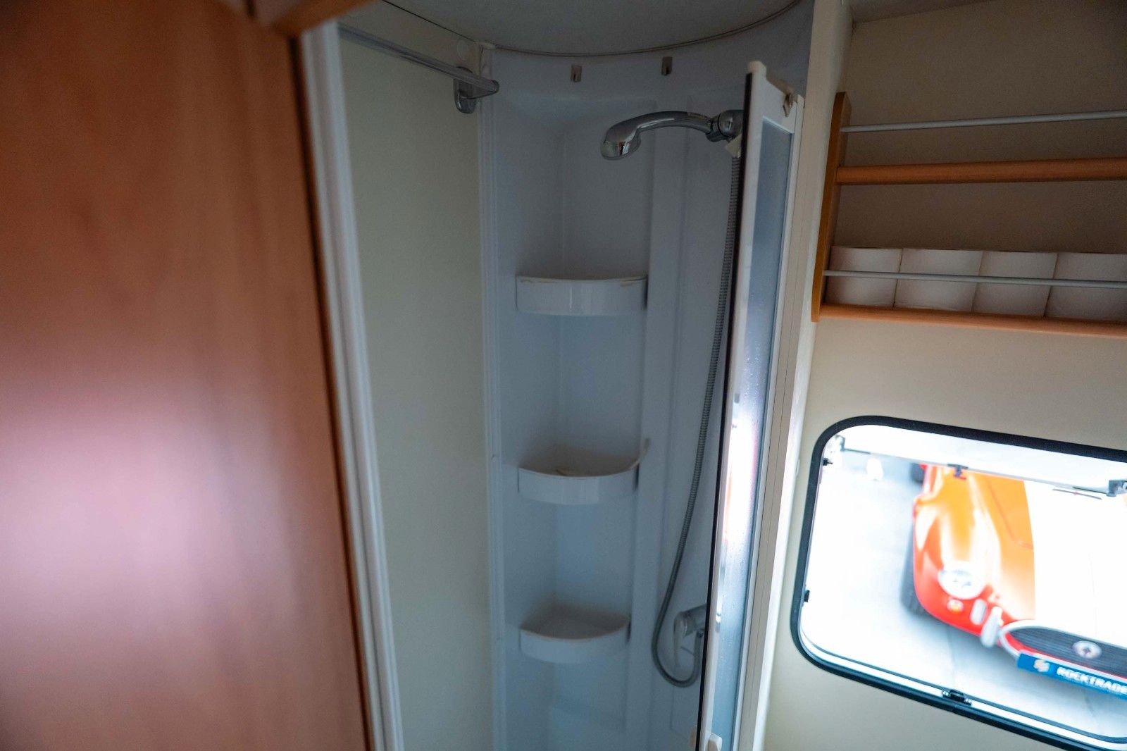 Fahrzeugabbildung Fiat Ducato Orange Camp *6 Schlafplätze*Markise*