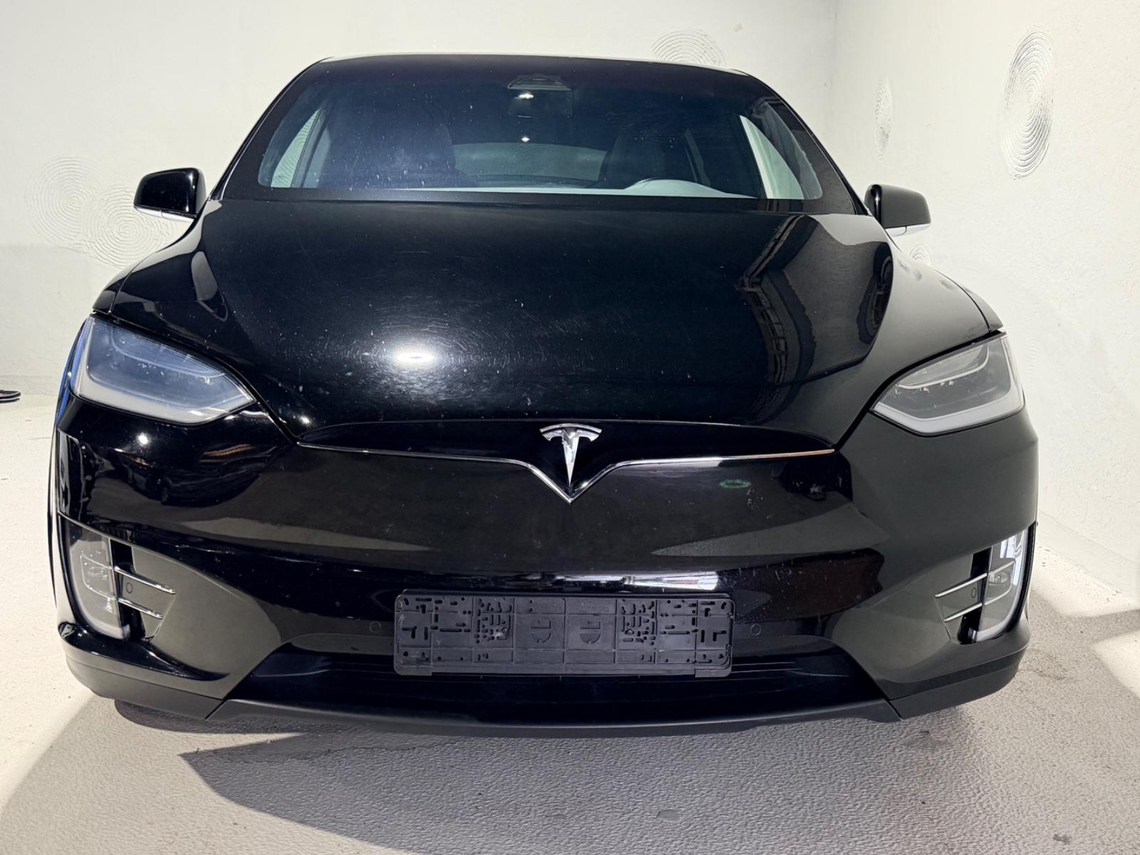 Tesla Model X Dual*6Sitzer*Allrad*Autopilot*AHK