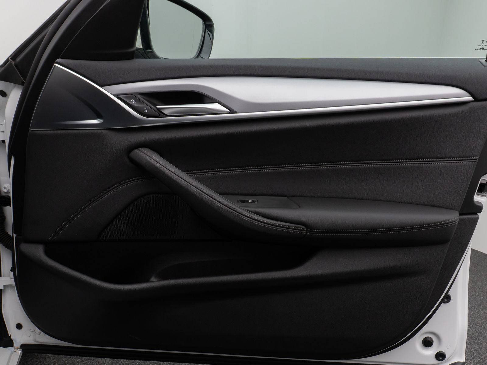 Fahrzeugabbildung BMW 520d Kamera DAB CockPitPlus Alarm Sport LED