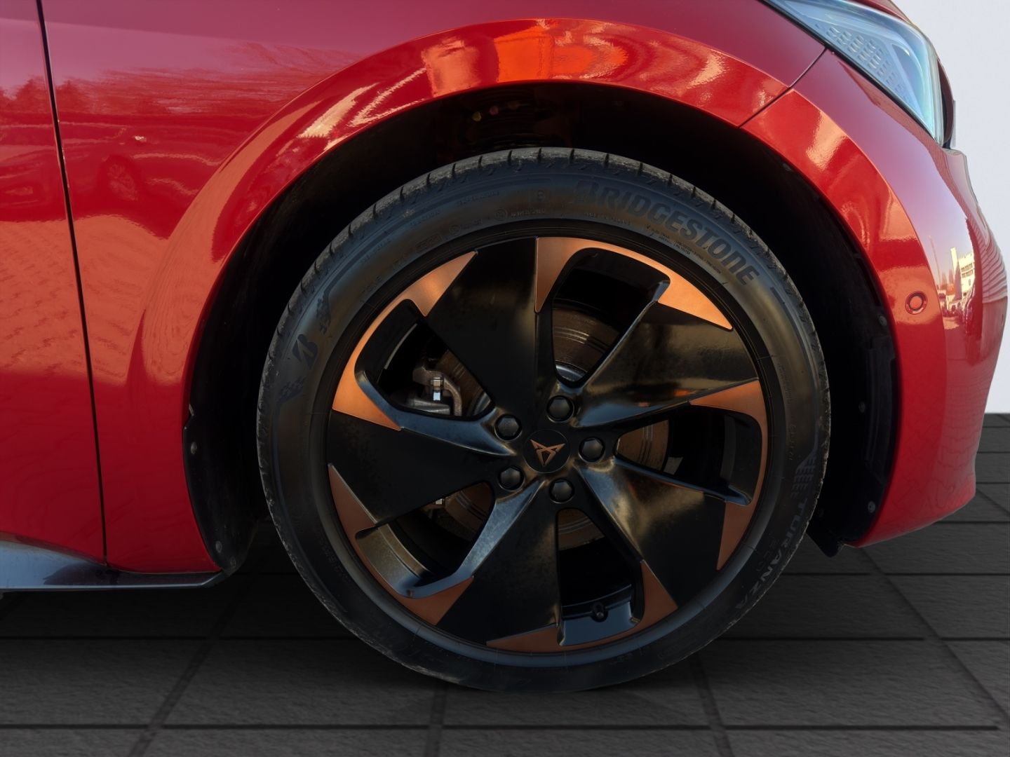 Born 150kW LED ACC 360°Kamera ParkLenkAssist Sit