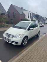 Mercedes-Benz A 170 - - Mercedes-Benz A 170 in Essen
