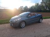 Peugeot 207 CC Roland Garros .Neu kette.Tüv 10.2027. - Peugeot 207 Gebrauchtwagen in Stuttgart
