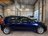Volkswagen Golf VII Lim. Comfortline CNG ACC AHK Kamera SHZ - mit CNG-Antrieb: Limousine