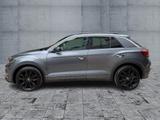 Volkswagen T-Roc 1.5TSI DSG R-LINE LED+NAV+ACC+SHZ+AHK+PANO - Volkswagen T-Roc aus 2021
