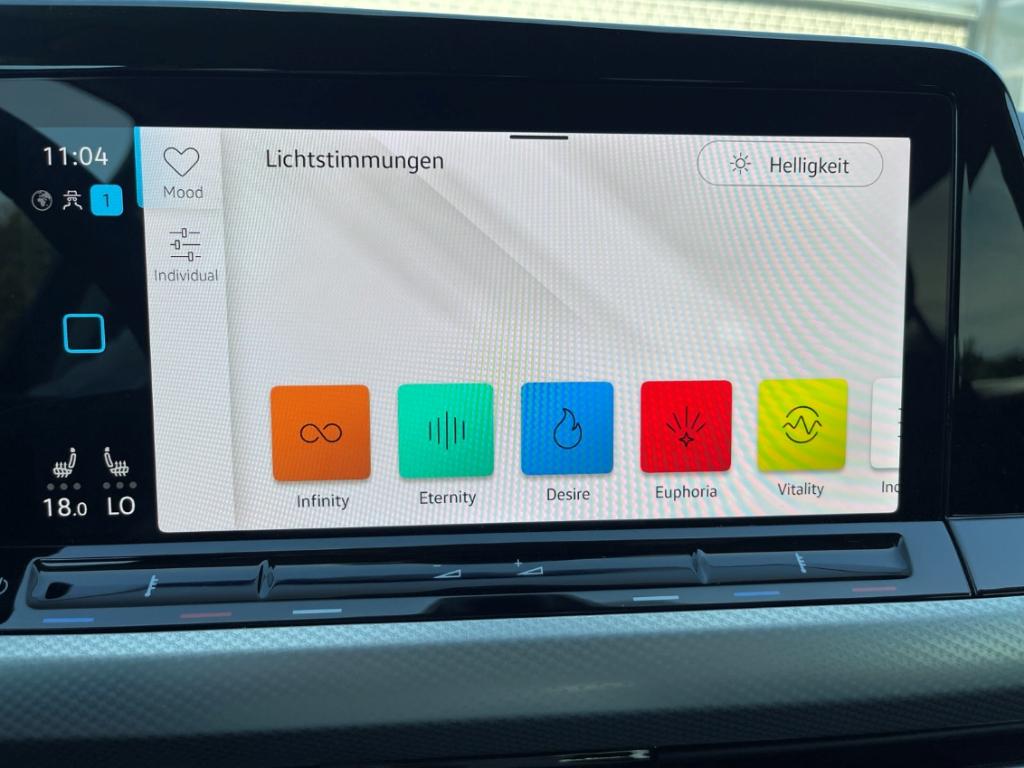 Volkswagen Golf VIII 1.5 TSI Move ACC PDC SHZ LHZ KeyLess, миниатюра 24
