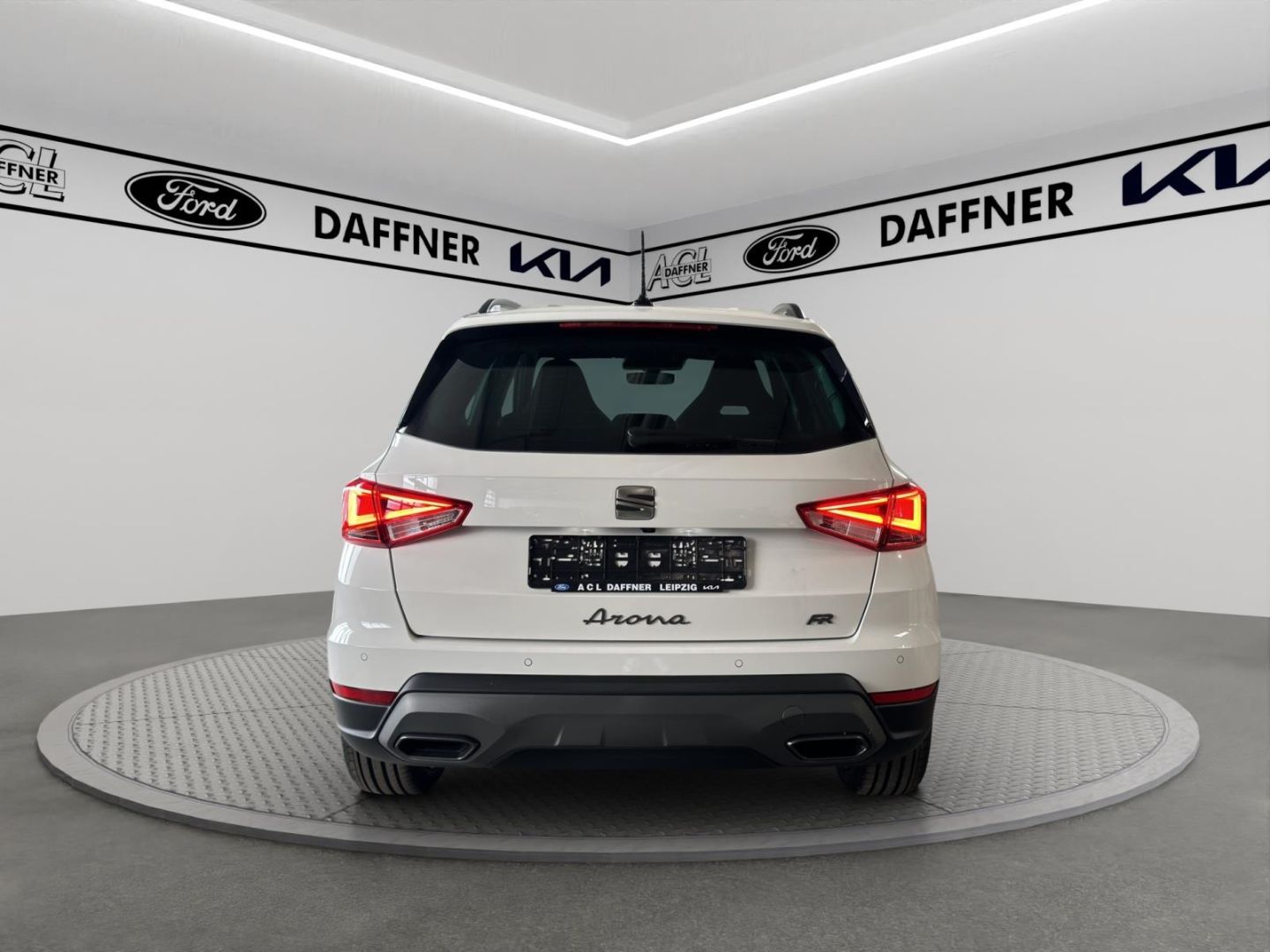 Fahrzeugabbildung SEAT Arona 1.0 TSI 85 kW FR Navi Digitales Cockpit LE