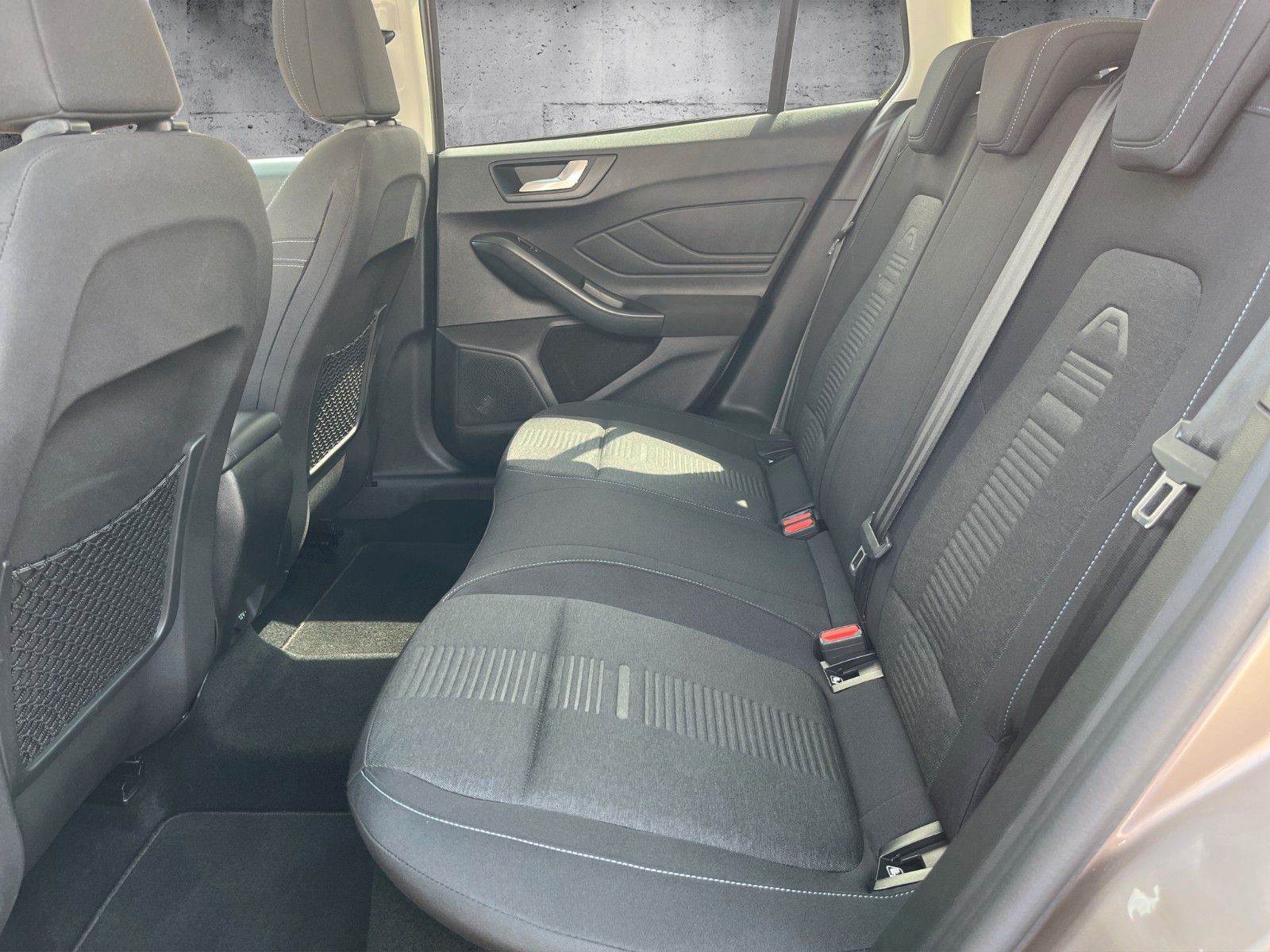 Fahrzeugabbildung Ford Focus Turnier Active