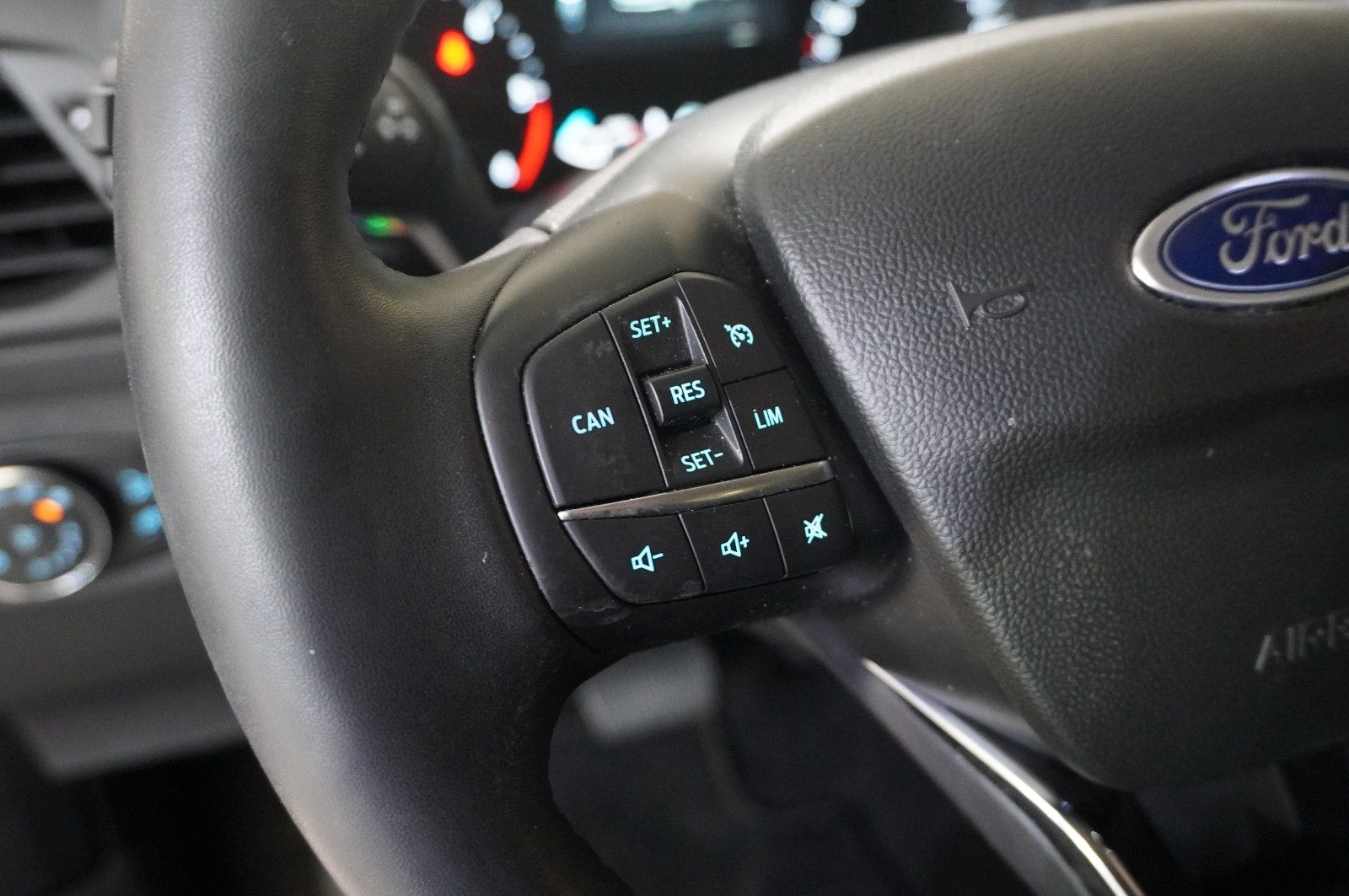 Fahrzeugabbildung Ford Focus Turnier 1.5D COOL & CONN NAVI/LED/SPORT/SH