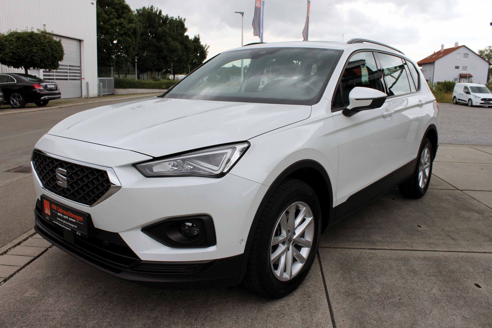 Fahrzeugabbildung SEAT Tarraco Style 2.0TDI DSG LED AHK ACC KAM PANO BT