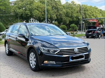 Volkswagen Passat Variant - 4